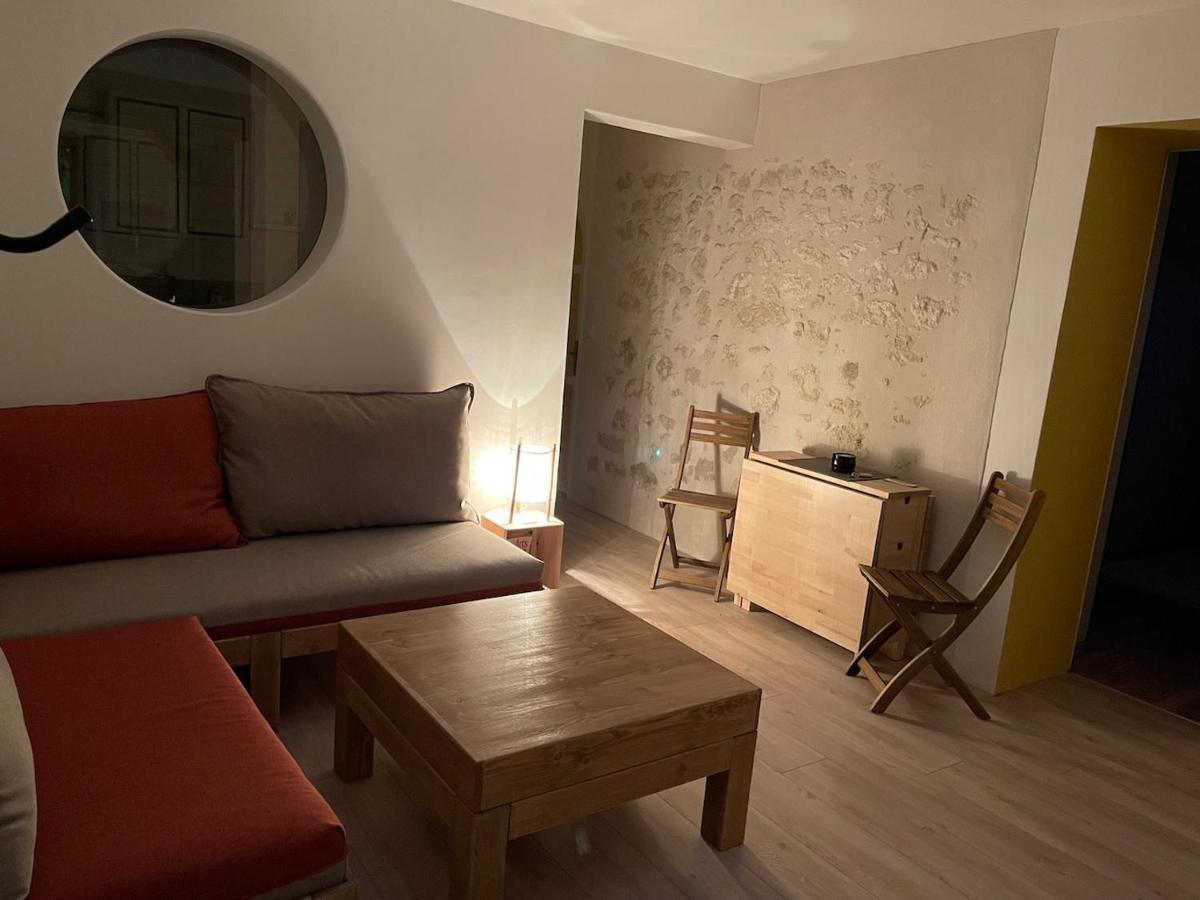 Hotel In The Heart Of Artists'S House Espiens Esterno foto