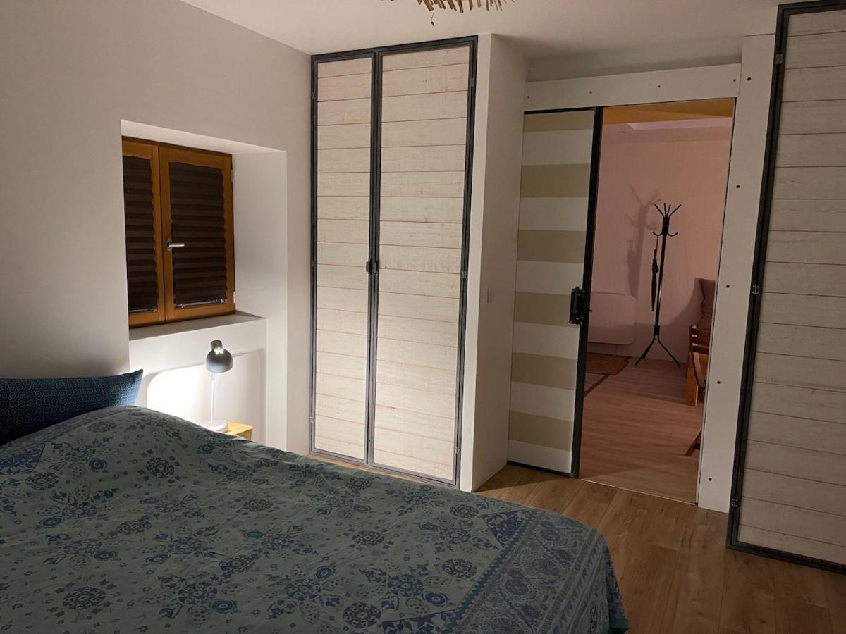 Hotel In The Heart Of Artists'S House Espiens Esterno foto